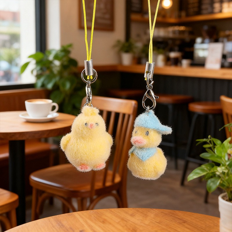 Pendentif floqué jaune mignon  - Yellow Phone Accessories avis et prix